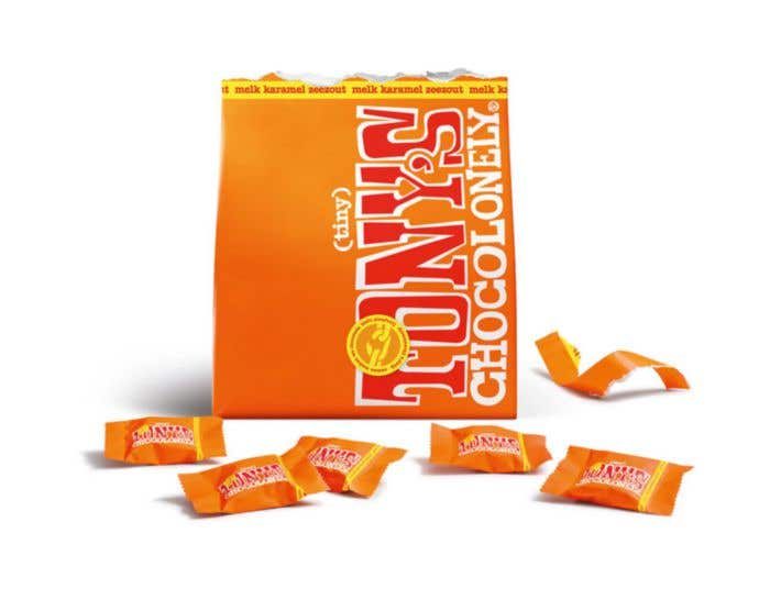 Tony's Chocolonely Tiny  Pouch Melk Karamel Zeezout [135 gram]