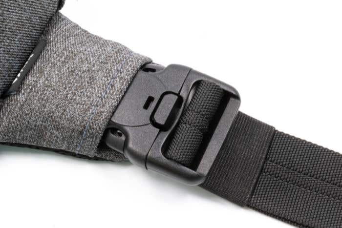 BrandCharger Waterafstotende rPET Heuptas Crosspack