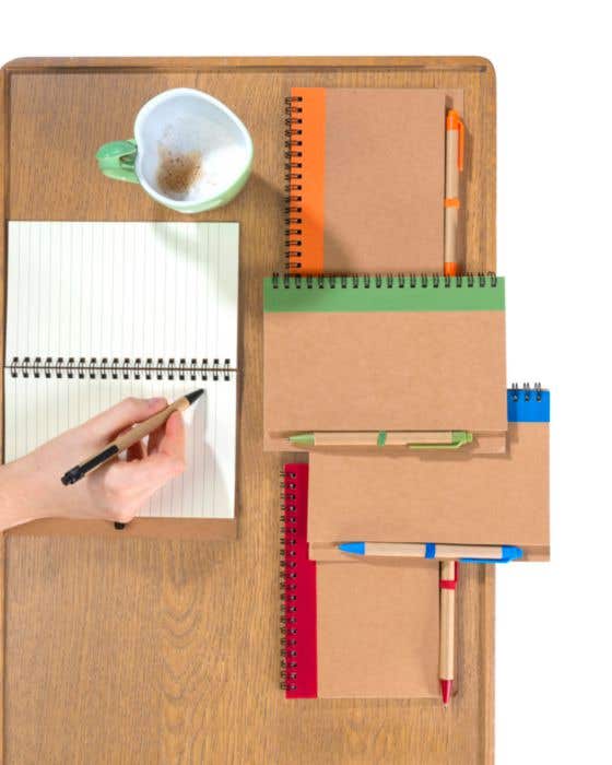 Notitieboek Stella | A5 | FSC® papier | 60 pagina's | Gelinieerd | Met pen
