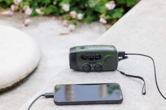 Noodradio Solan | Gerecycled | Solar | Powerbank | Zaklamp