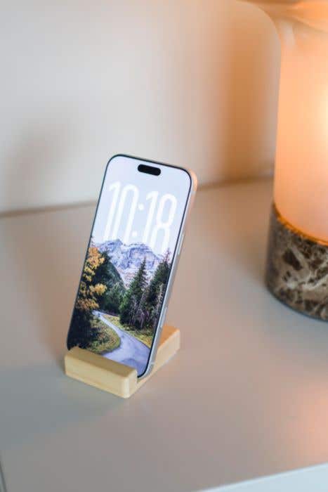 Telefoonhouder Nyla | FSC® hout