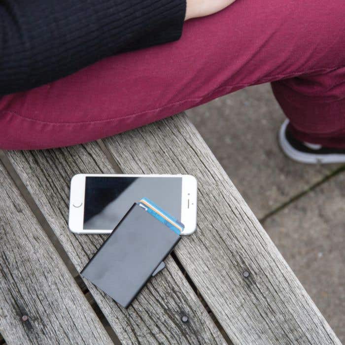 C-Secure aluminum RFID kaarthouder