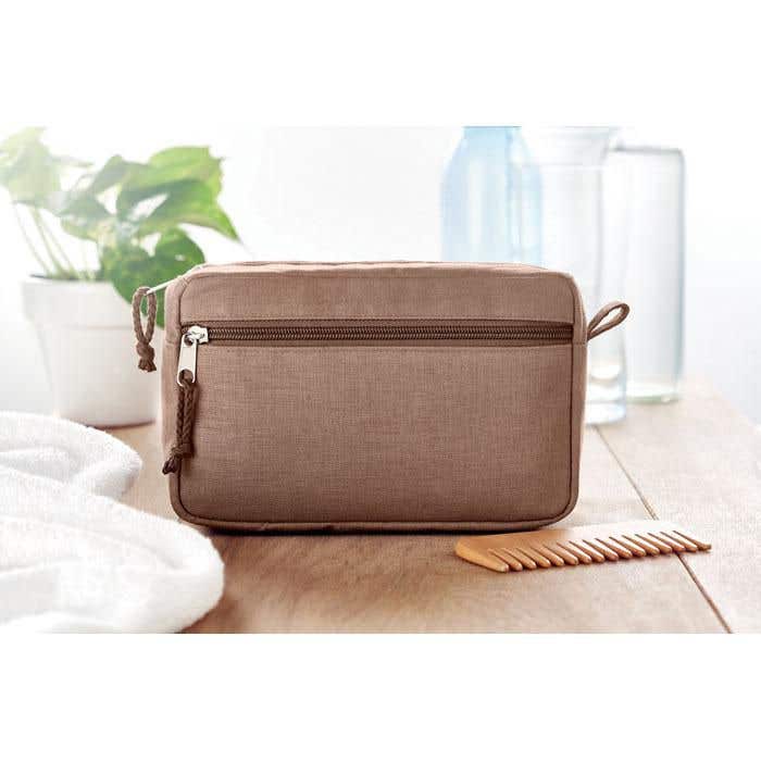 Hennep toilettas Naima Cosmetic